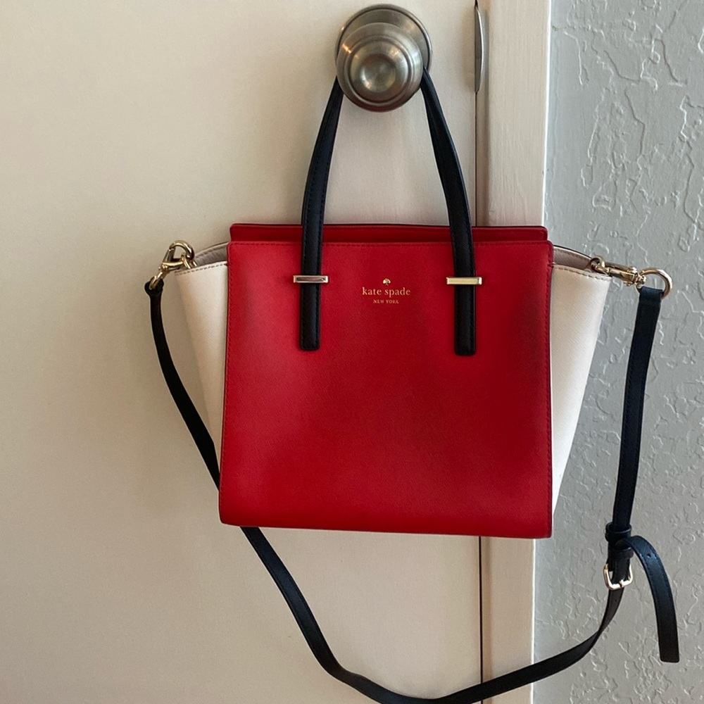 Kate spade tote with dust cover